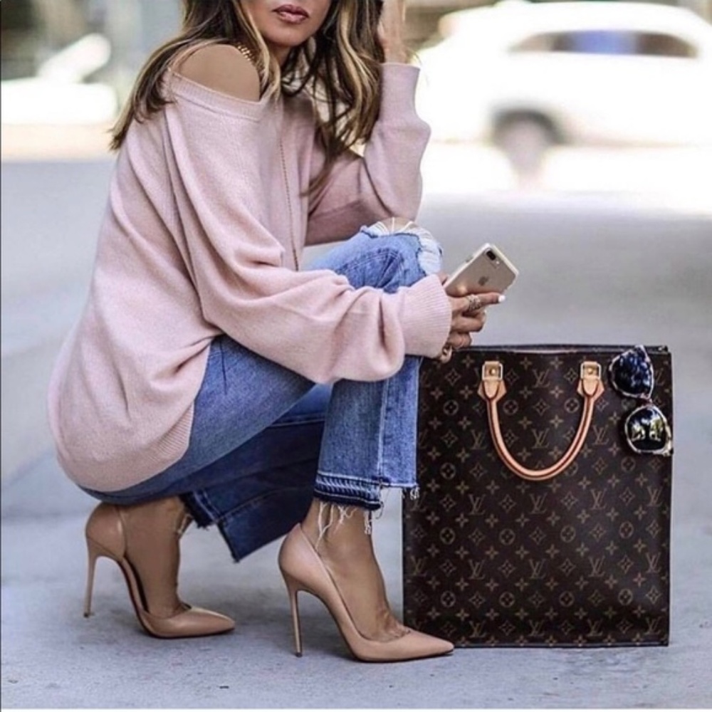 Authentic Louis Vuitton Sac Plat Monogram